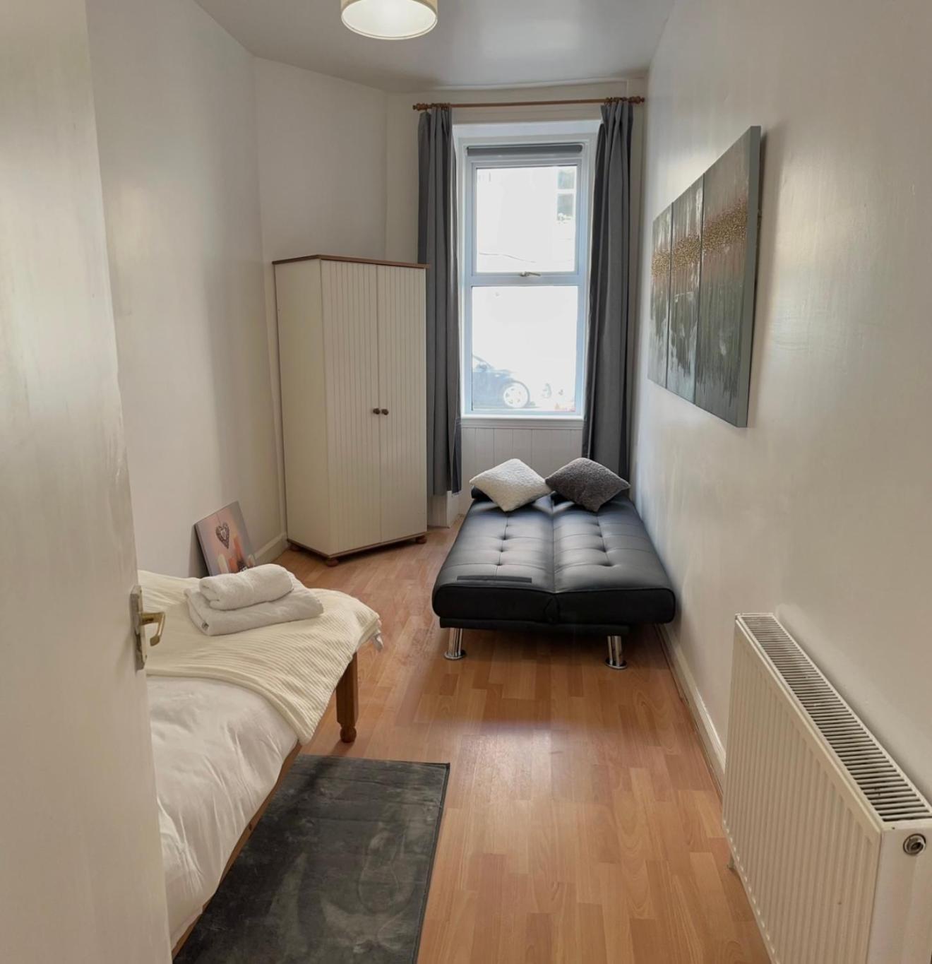 Apartment 2 Bedroom Cosy Ground Floor Flat Edinburgh