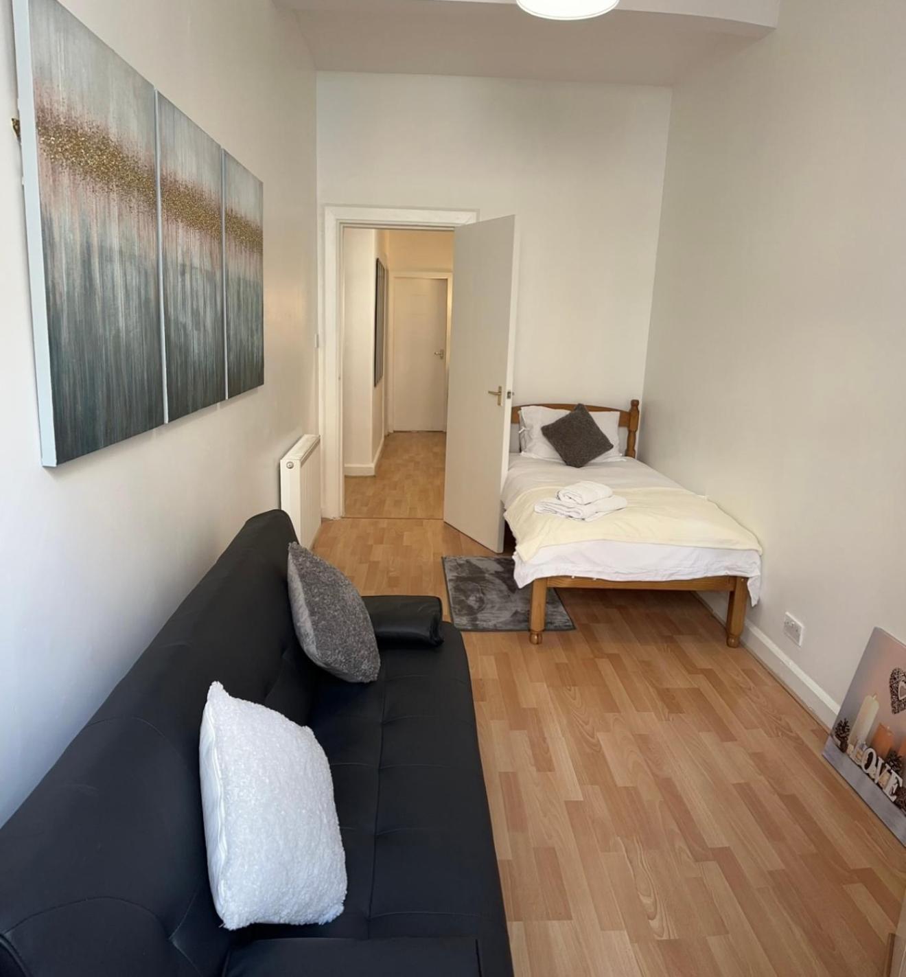 Apartment 2 Bedroom Cosy Ground Floor Flat