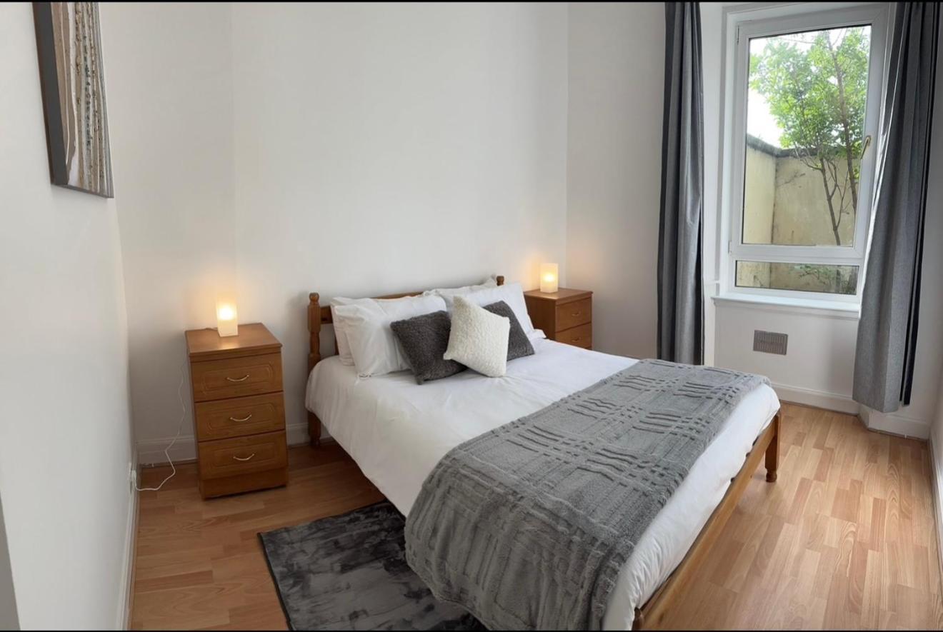 2 Bedroom Cosy Ground Floor Flat Edinburgh